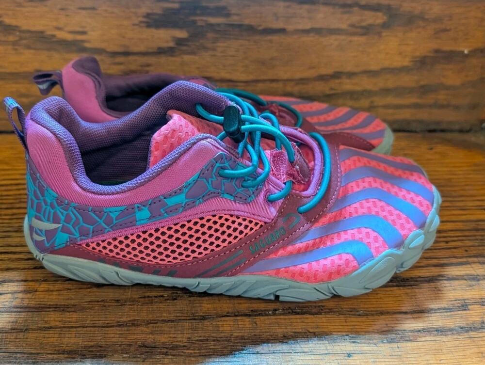 Saguaro Barefoot Water Hiking Shoes Big Kids 1.5-2, 33 Pink